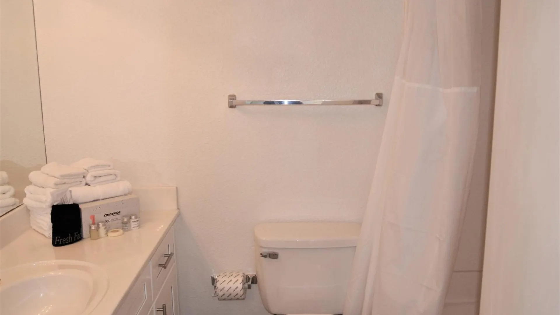 Апартаменты 212-Fully Furnished 1Br Suite-Outdoor Pool Скоттсдейл
